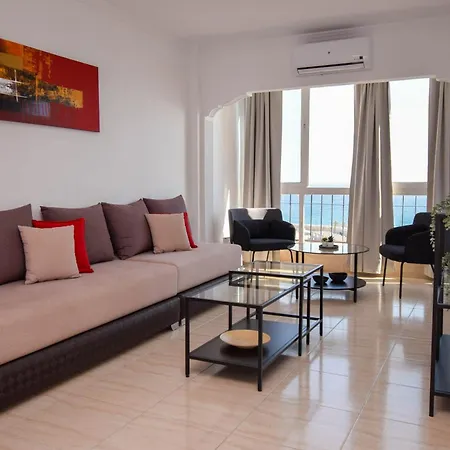 Ref 318 * Fuengirola