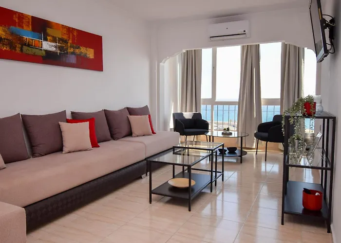 Ref 318 * Fuengirola